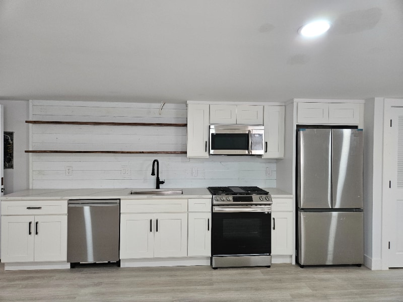 Building Photo - 90 Shrewsbury Ave