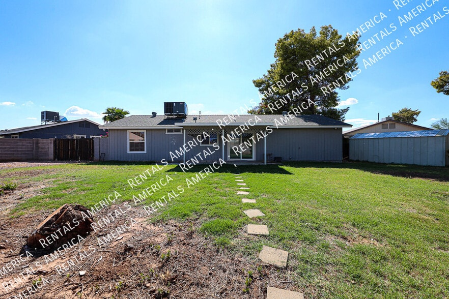 Building Photo - 15851 N 23rd St