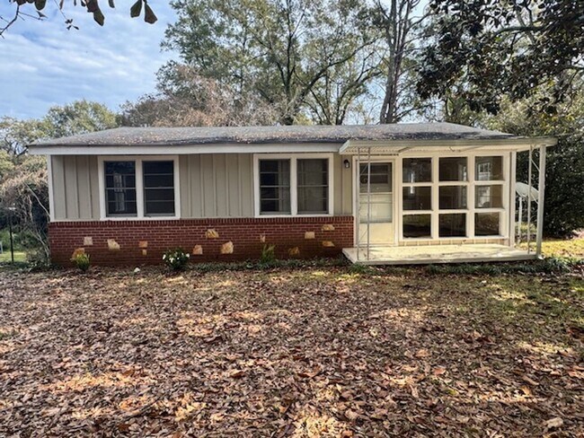 Primary Photo - 138 Youngs Mill Rd