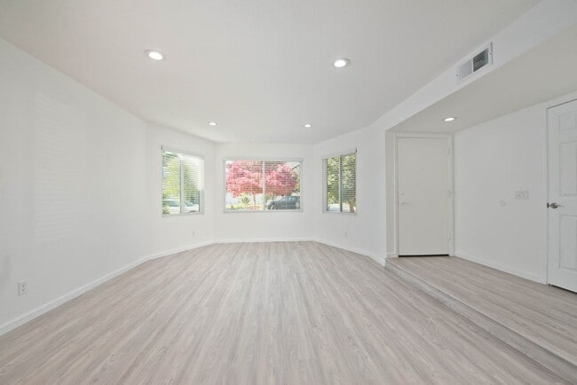 Building Photo - 20227 Elkwood St