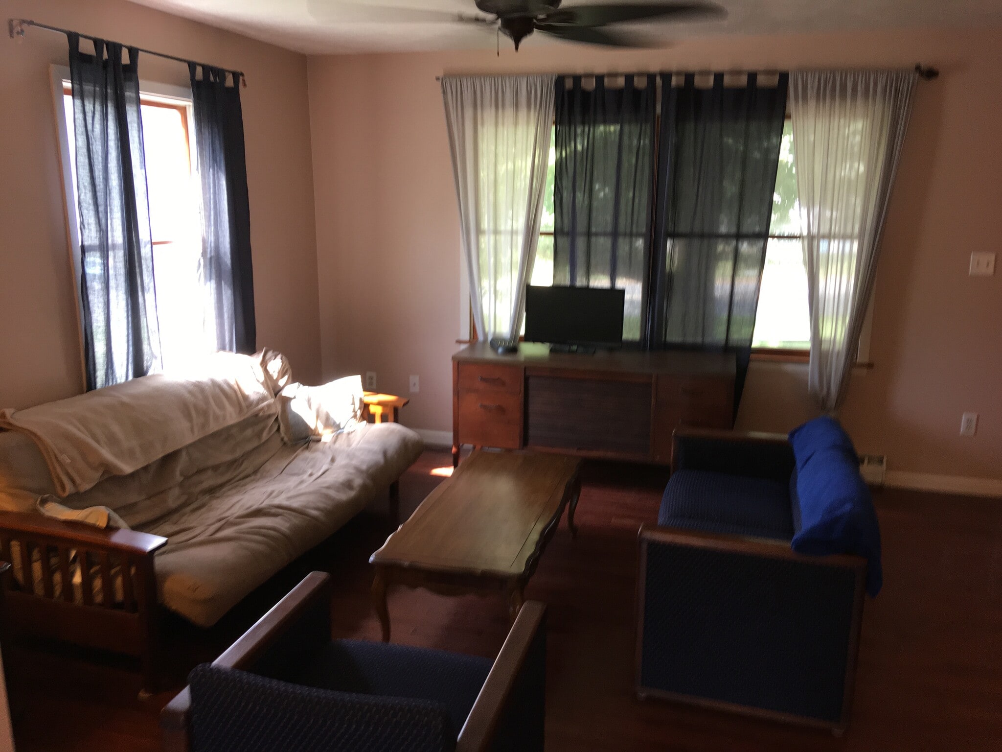 Living Room - 1528 Blue Course Dr