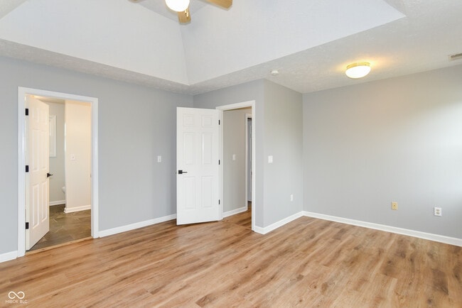 Building Photo - 241 E Fall Creek Pkwy S Dr