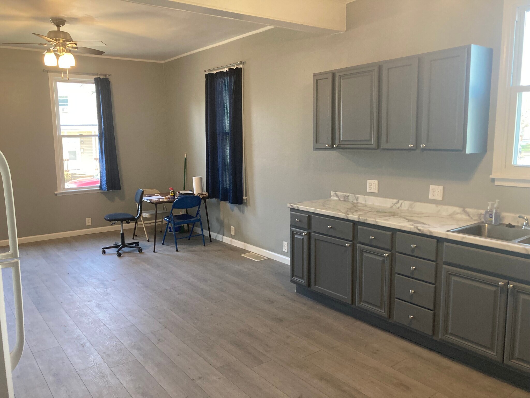 Building Photo - 8 N Indiana Ave