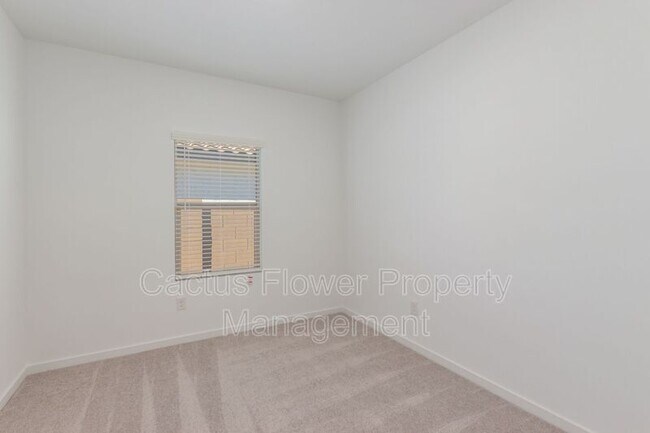 Building Photo - 3044 W Bent Tree Dr