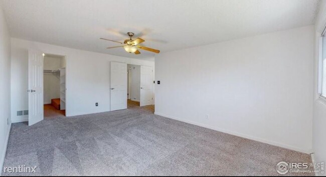 Building Photo - 4 br, 4 bath Townhome - 2814 S Kenton Ct