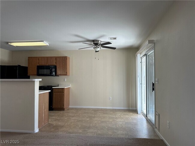 Building Photo - 632 Carlos Julio Ave