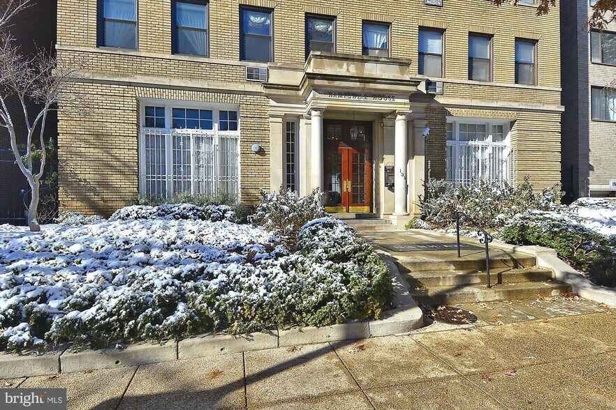 Primary Photo - 1316 New Hampshire Ave NW