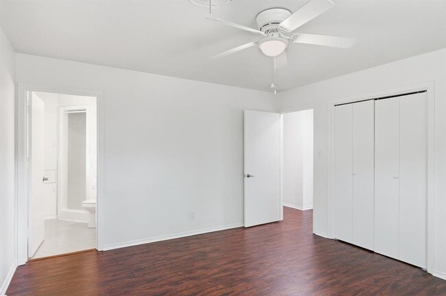 Building Photo - 6108 Cherrylawn Cir