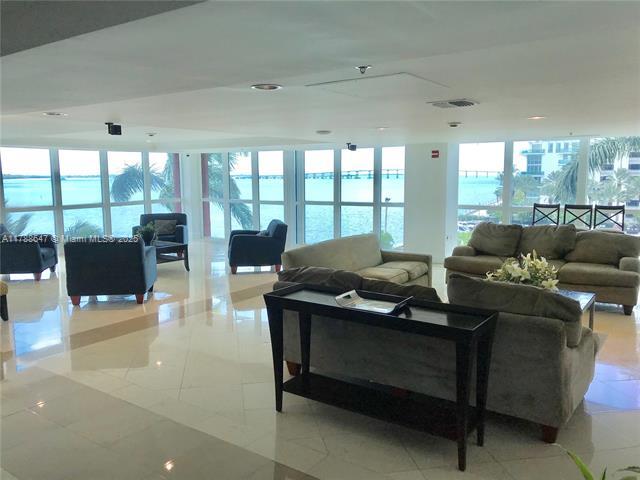 Building Photo - 1155 Brickell Bay Dr