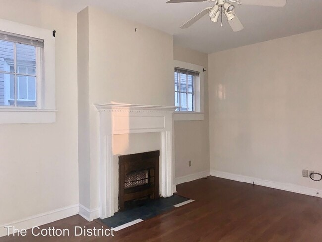 Building Photo - 326 N Madison St