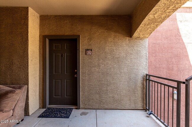 Building Photo - 5401 E Van Buren St