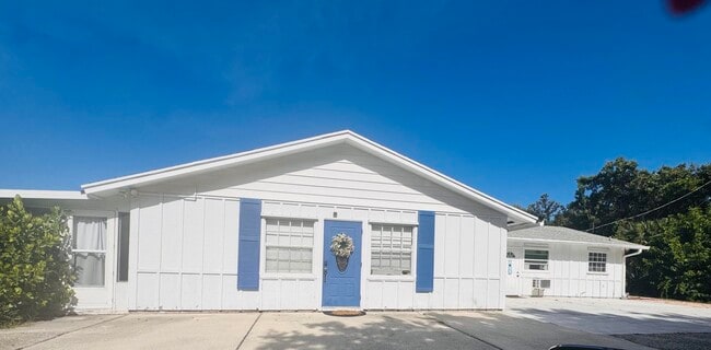 Primary Photo - 2480 Cardinal Ln
