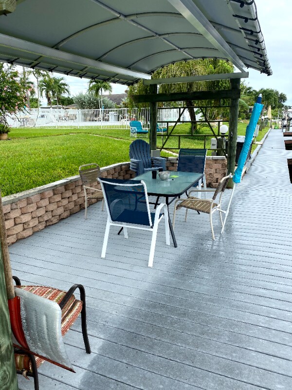 Building Photo - 4802 Tudor Dr