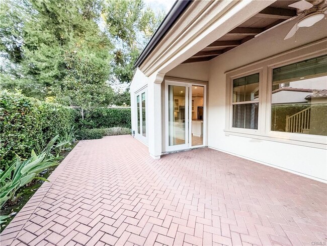 Building Photo - 87 Coleridge