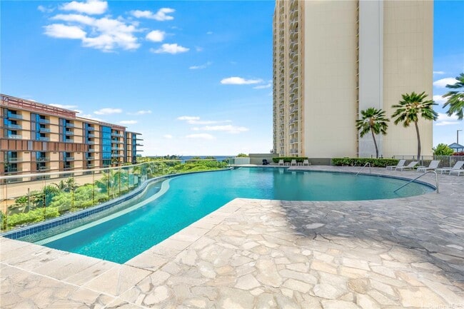 Building Photo - 88 Piikoi St