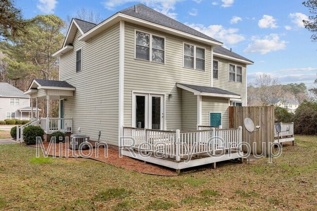 Building Photo - 107 Laura Ln