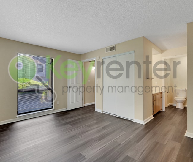 Building Photo - 600 Del Verde Cir