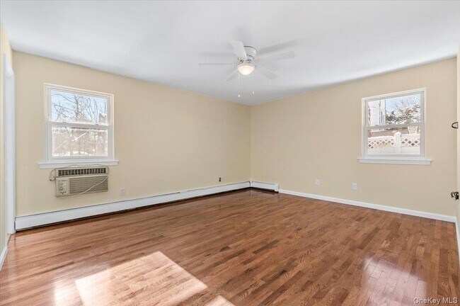 Building Photo - 20 Alex Ln