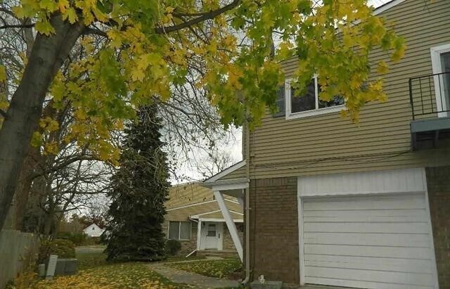 Building Photo - 24495 Quad Park Ln