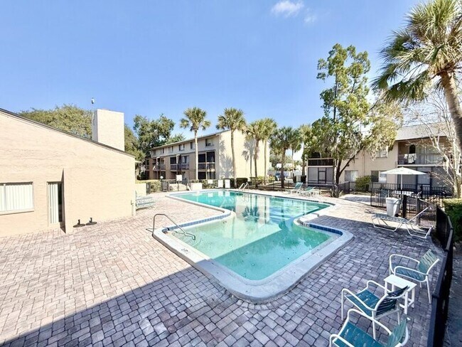 Building Photo - 7517 Pitch Pine Cir