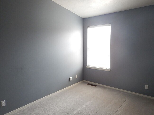 Building Photo - 3 Bedroom, 2 Bathroom at End of Cul-De-Sac