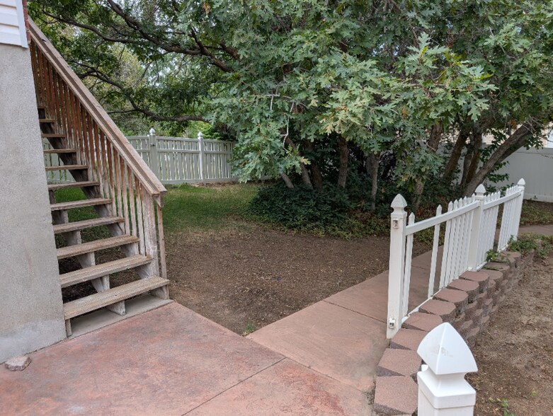 Building Photo - 763 E 550 S