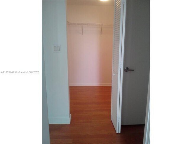 Building Photo - 335 S Biscayne Blvd