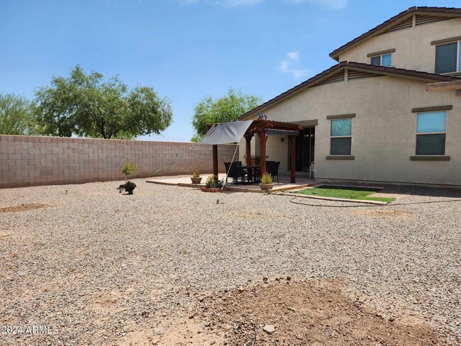 Building Photo - 42370 Paseo Dr