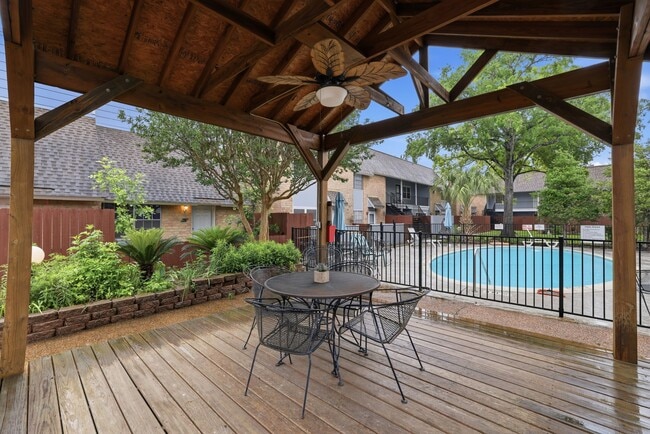 Building Photo - 1433 Cedar Post Ln