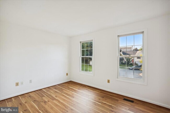 Building Photo - 18518 Gingerbread Ln