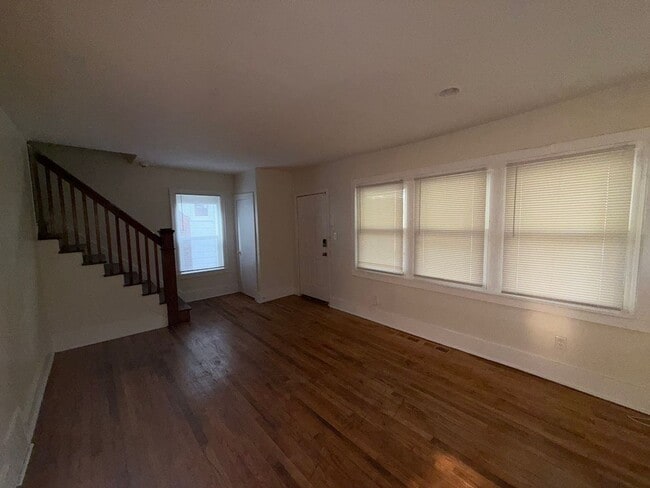 Building Photo - Open House Schedule Mon 9.1.25 @ 12:00pm, ...