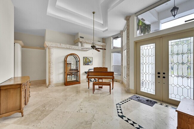Building Photo - 6419 NW 99th Dr