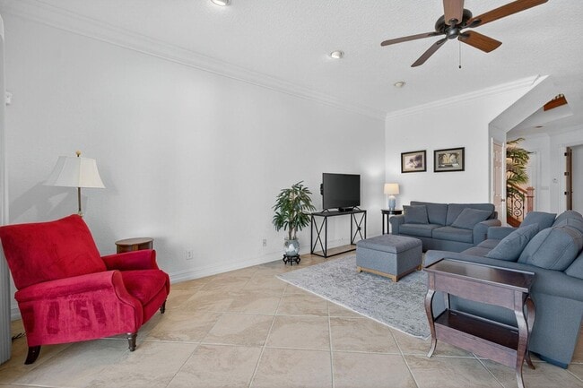 Building Photo - 1000 US-1