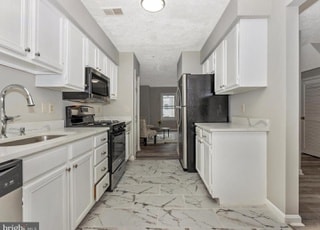 Building Photo - 7292 Mahogany Dr