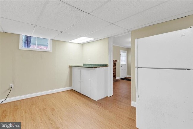 Building Photo - 664 S Greenbrier St