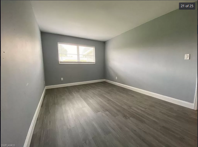 Building Photo - 2203 Gladiola Dr