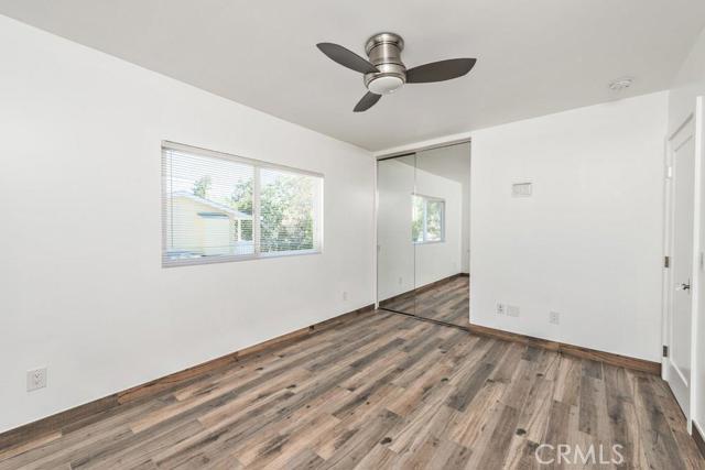 Building Photo - 555 N Olive St