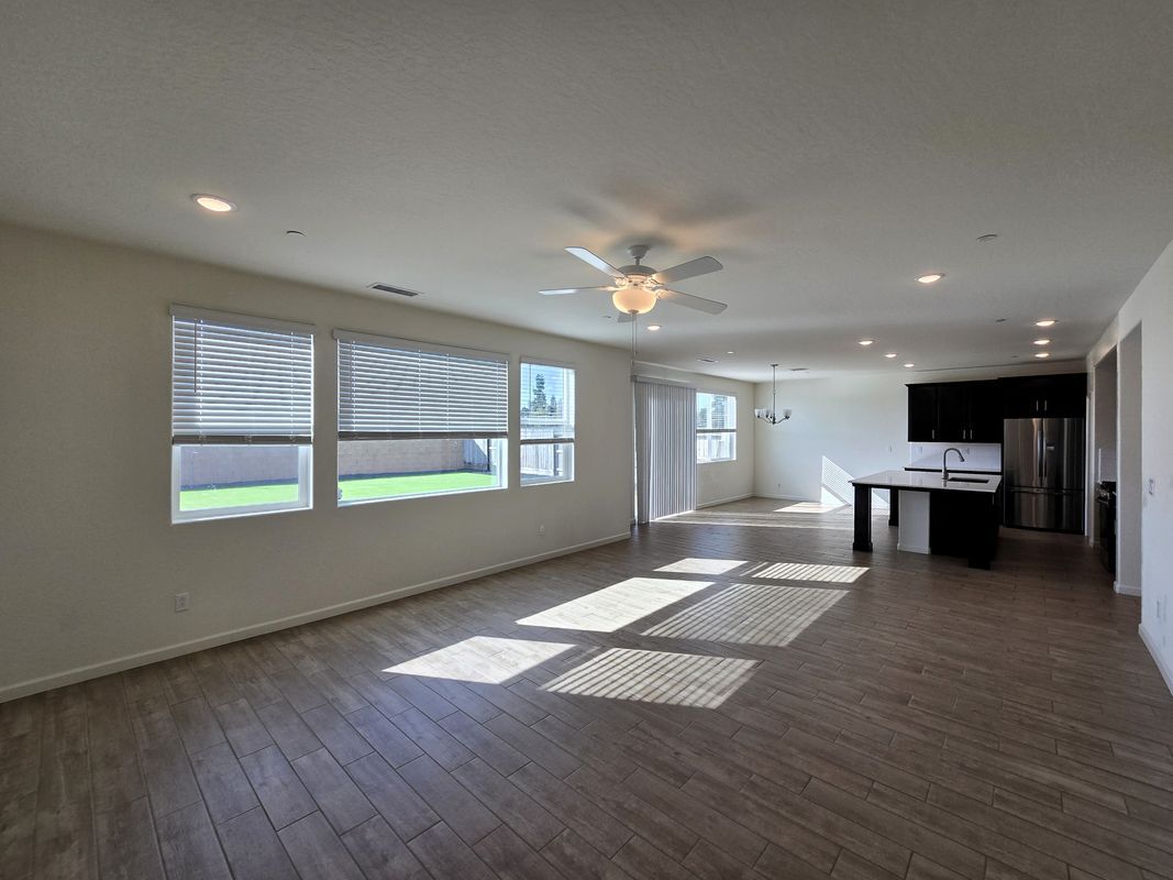 Building Photo - 1779 N Filbert Ave