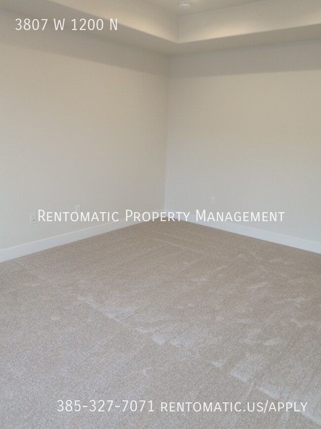 Building Photo - 3807 W 1200 N
