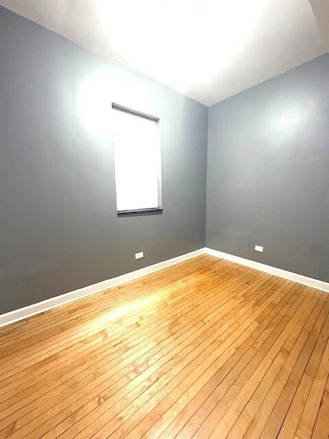 Building Photo - 6948 S Dorchester Ave