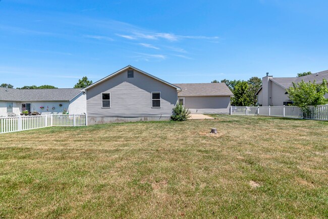 Building Photo - Charming 3-Bedroom Home in Prime O’Fallon ...