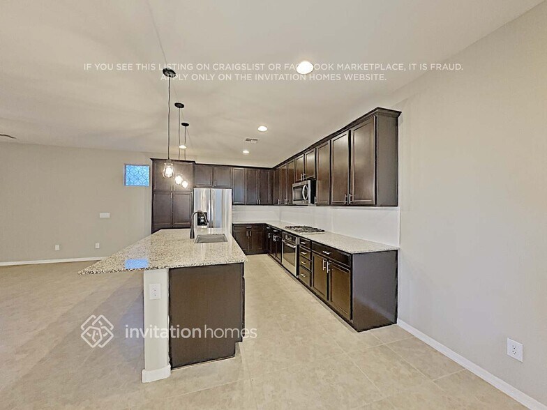 Building Photo - 2264 S Agnes Ln