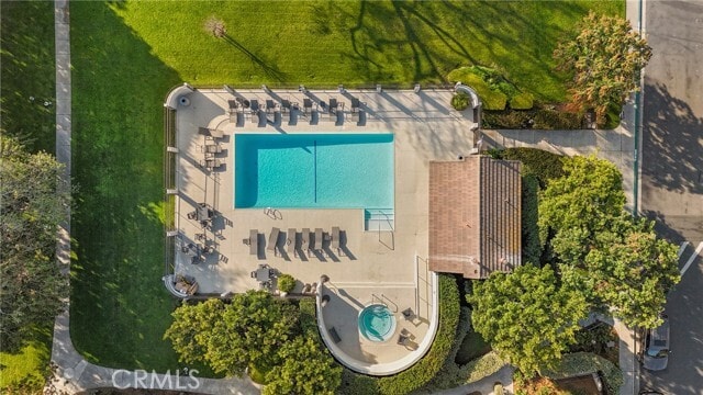 Building Photo - 9 Moon Shadow