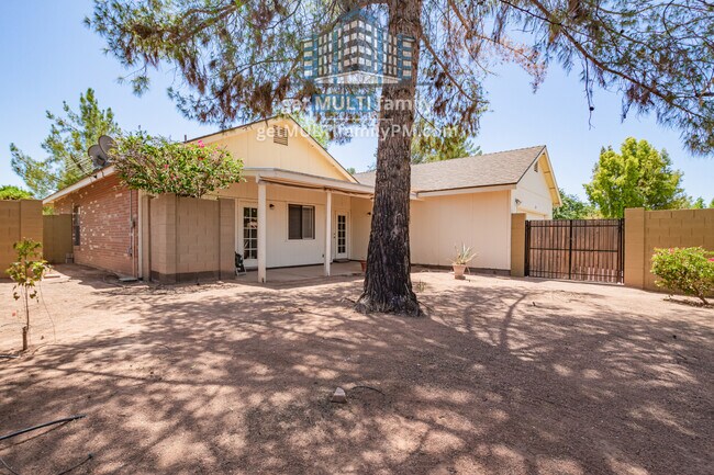 Building Photo - 234 N Heritage Dr