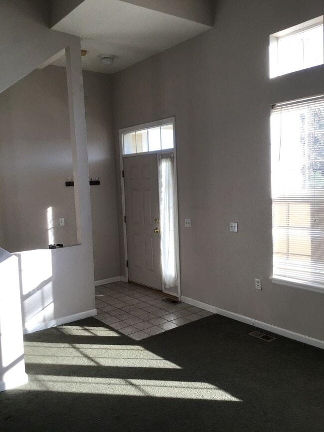 Building Photo - Townhome for rent near Red Hawk golf cours...