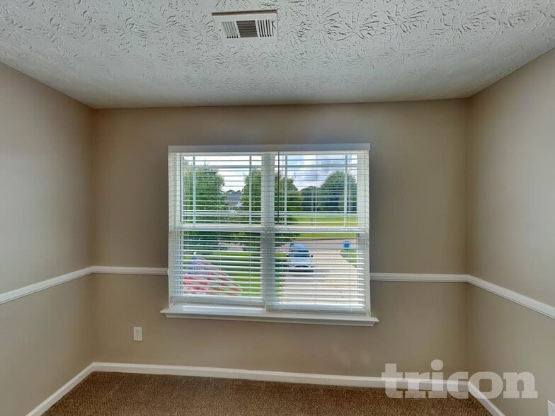 Building Photo - 118 Potomac Dr