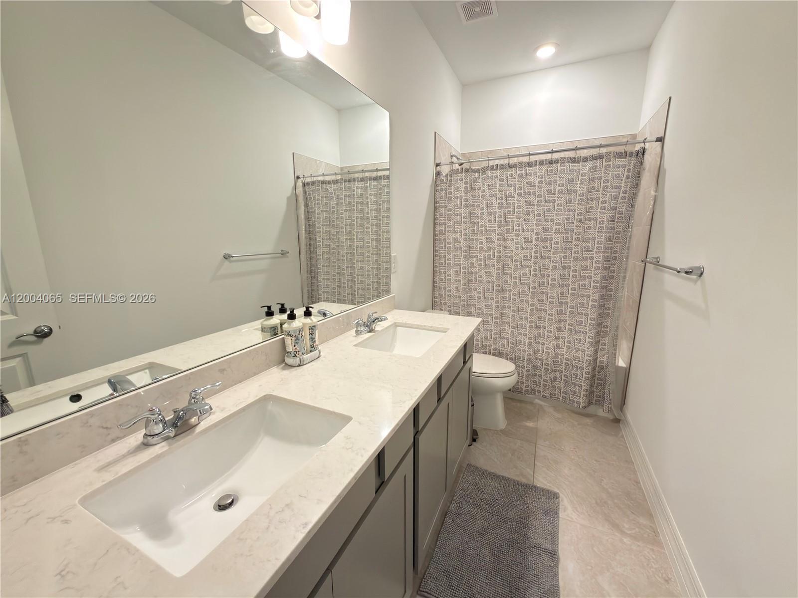 Building Photo - 8344 NW 7th Pl