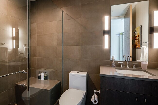 Building Photo - 4 Boathouse Way