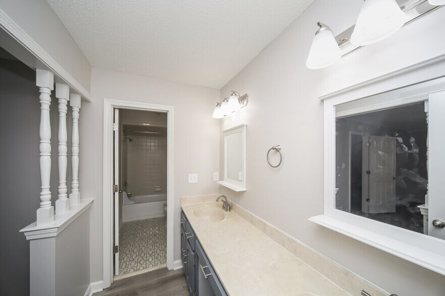 Building Photo - 312 Clarington Dr
