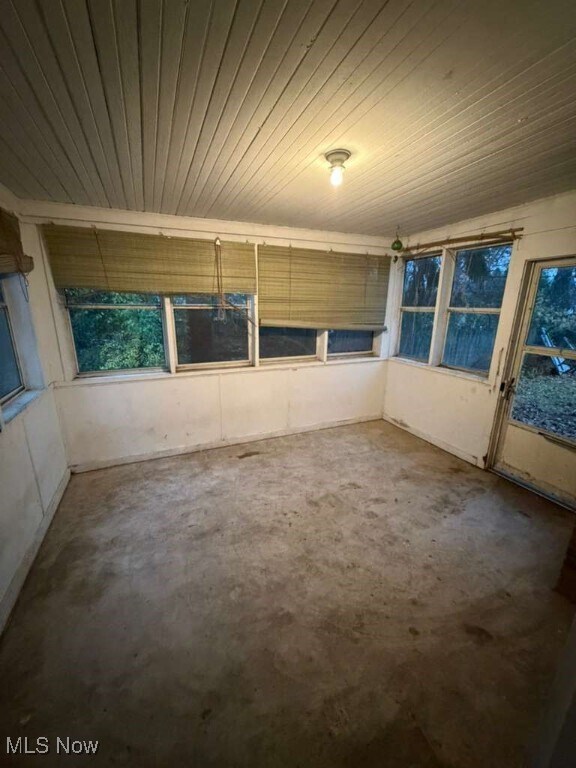 Building Photo - 72 Harriman Ave